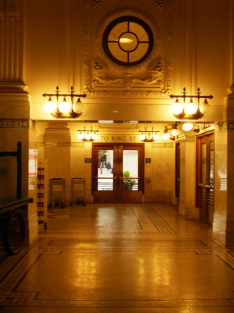 Day4Oct5KingStStation2