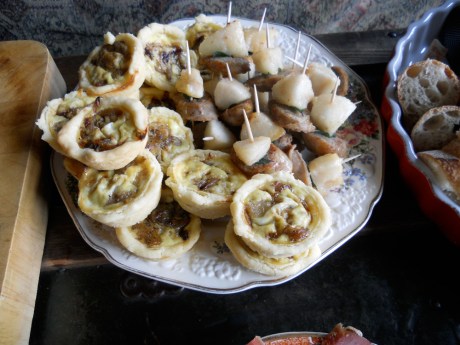 Tiny caramelized onion quiche and organic sausage/sage/pear bites.