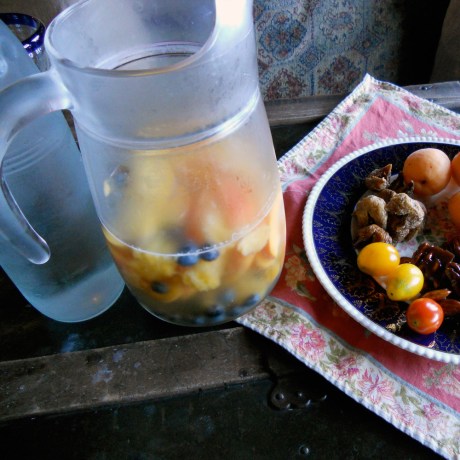 dknFFpeaches_sangria