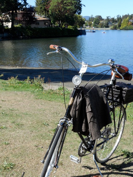 Such a beautiful spot, right on the Gorge Waterway, and a perfect sunny day.