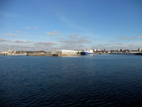 Looking back towards the entrance to the inner harbour.