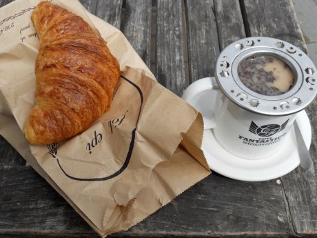 dkn_Breakfast-on-the-run1