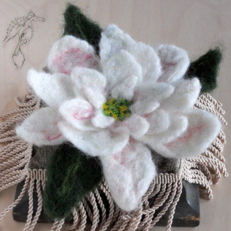 4_FeltedWhiteFLower_Brooch_1